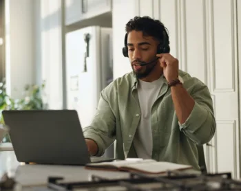 Finding a Job When You Absolutely Cannot Leave Home or Keep 9-to-5 Hours